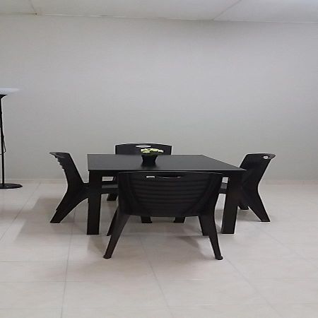 Taman Tanjung Minyak Homestay Malacca Ngoại thất bức ảnh